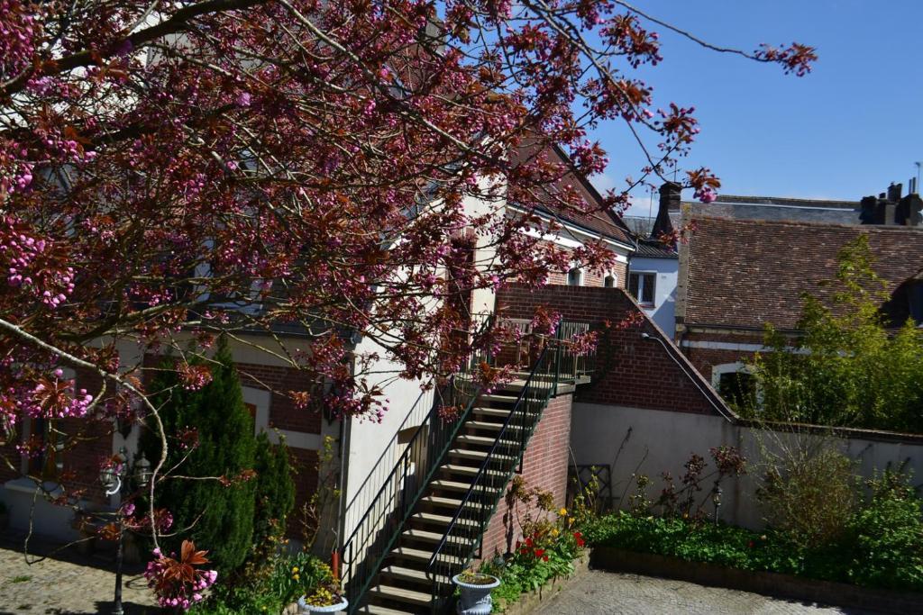Coq Hotel Montreuil  Екстериор снимка