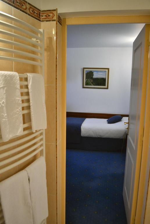 Coq Hotel Montreuil  Екстериор снимка